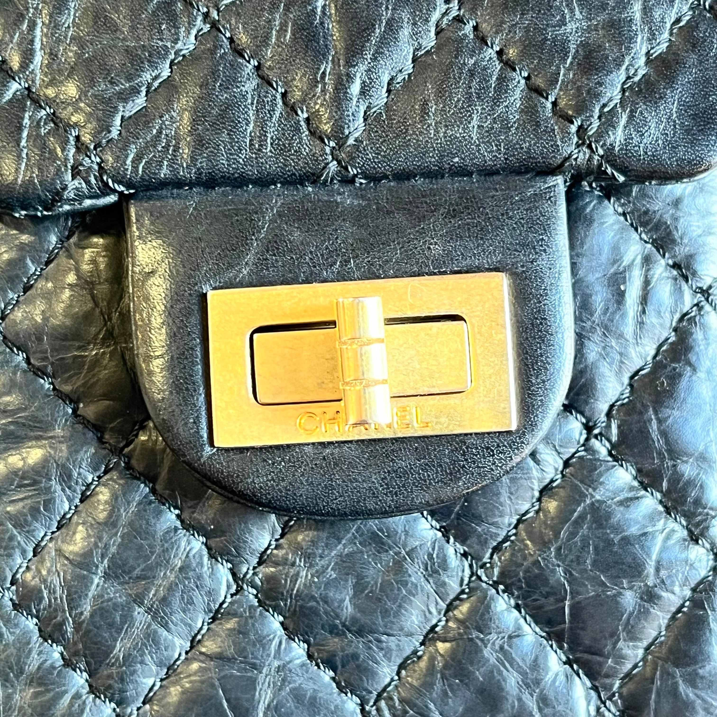 CHANEL2.55 Reissue Aged Calfskin Crossbody Bag