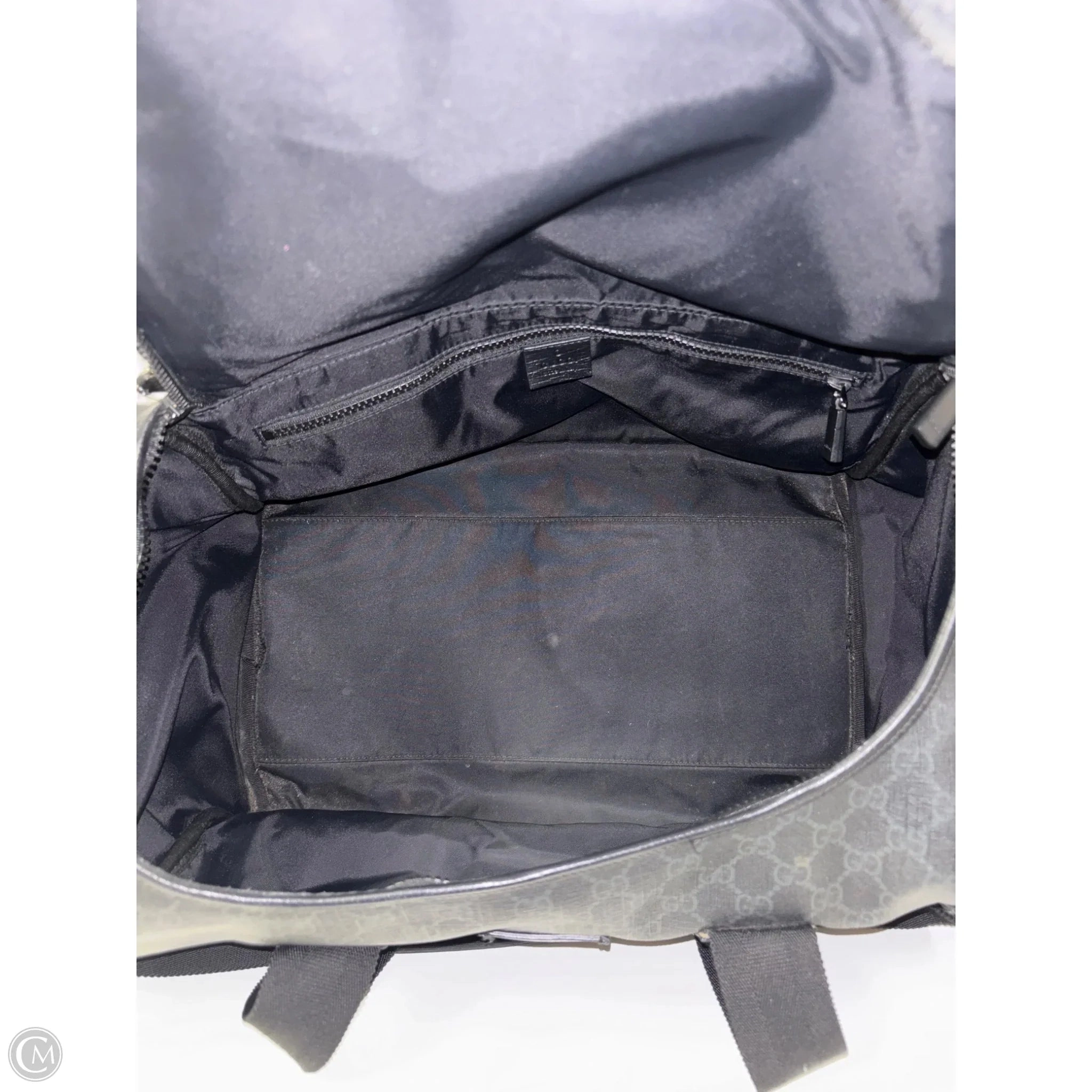 Duffle And Weekender Luxury Designer By Gucci, Size: Medium