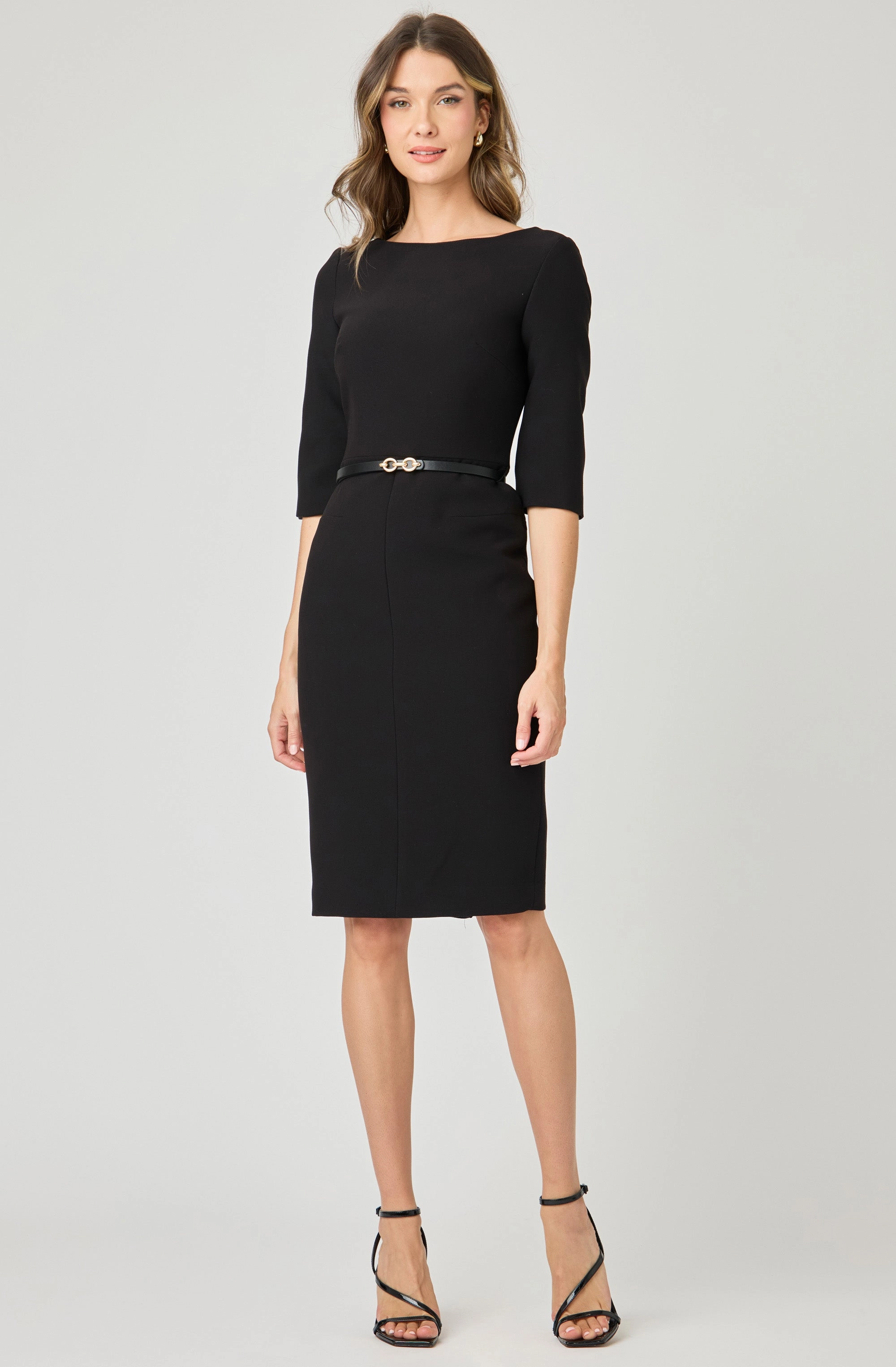 Fitted Dress with belt