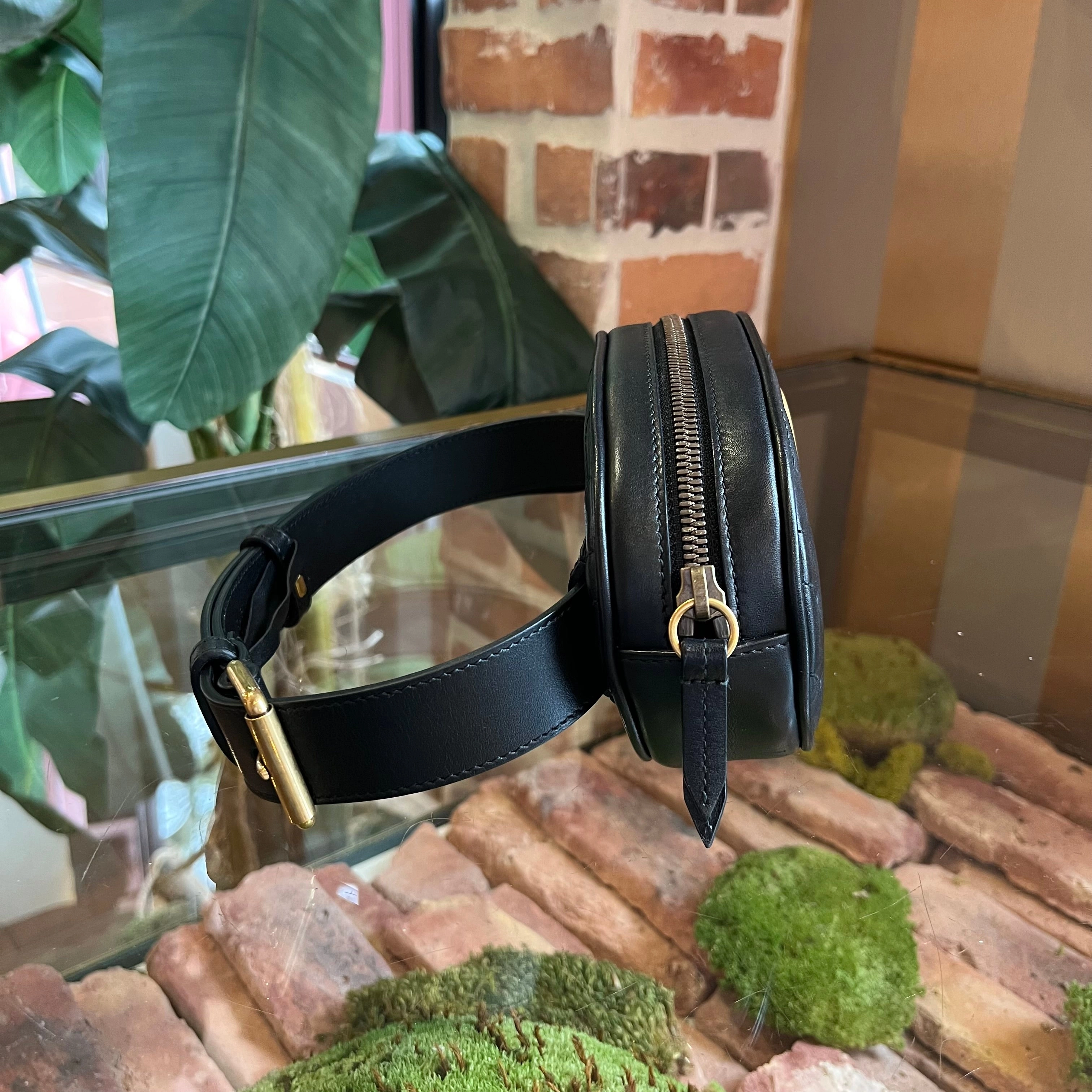 GUCCI GG Marmont Black Calfskin Matelasse Belt Bag 65/26(SZ00)