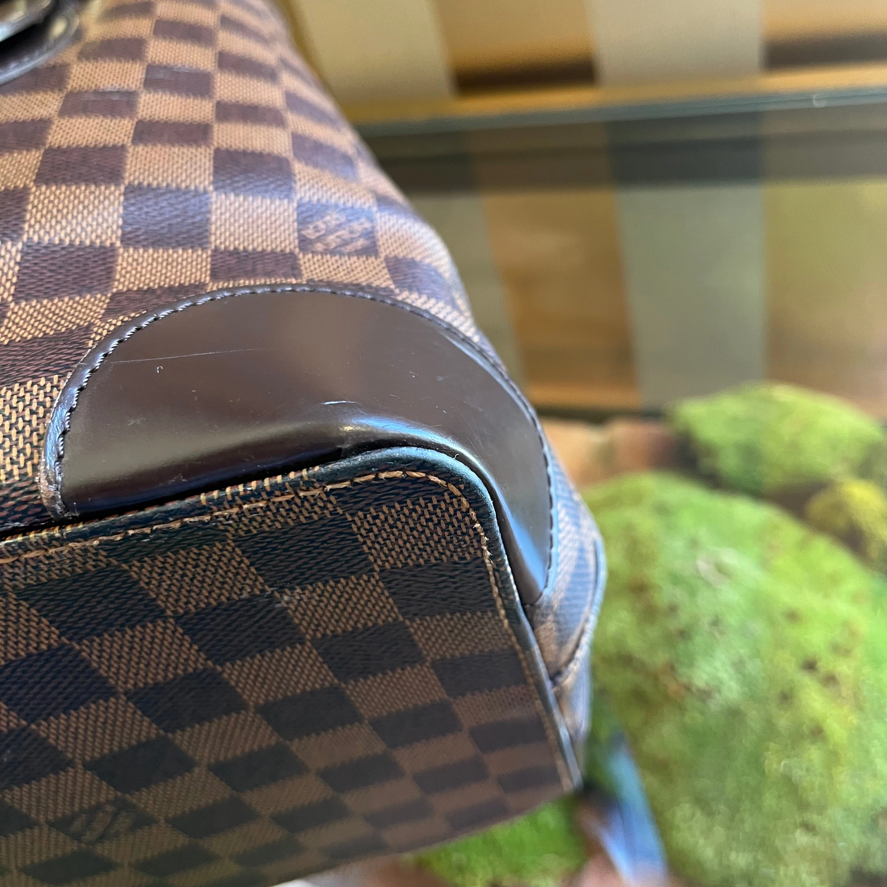 LOUIS VUITTON Hampstead Damier Ebene GM Shoulder Bag