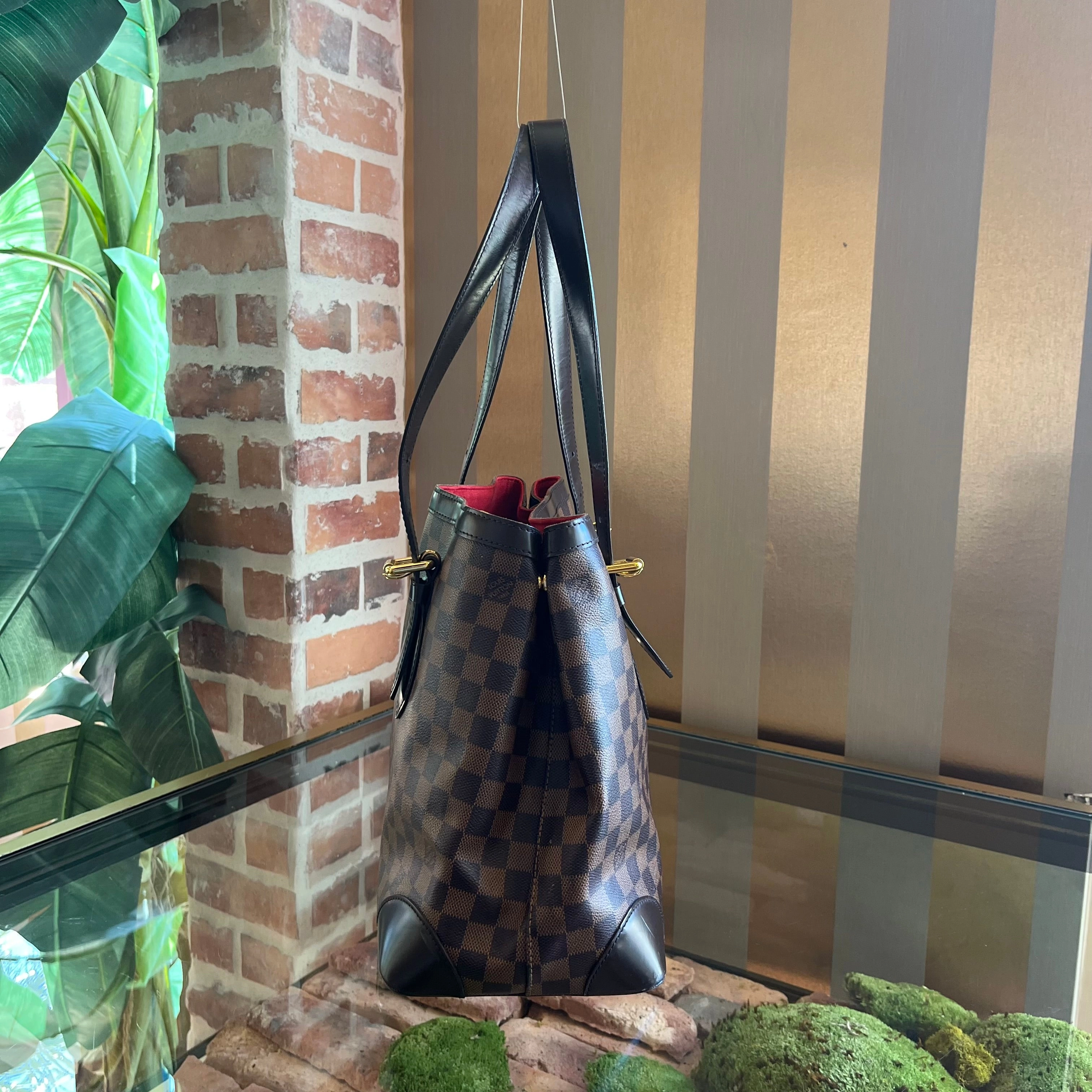 LOUIS VUITTON Hampstead Damier Ebene GM Shoulder Bag