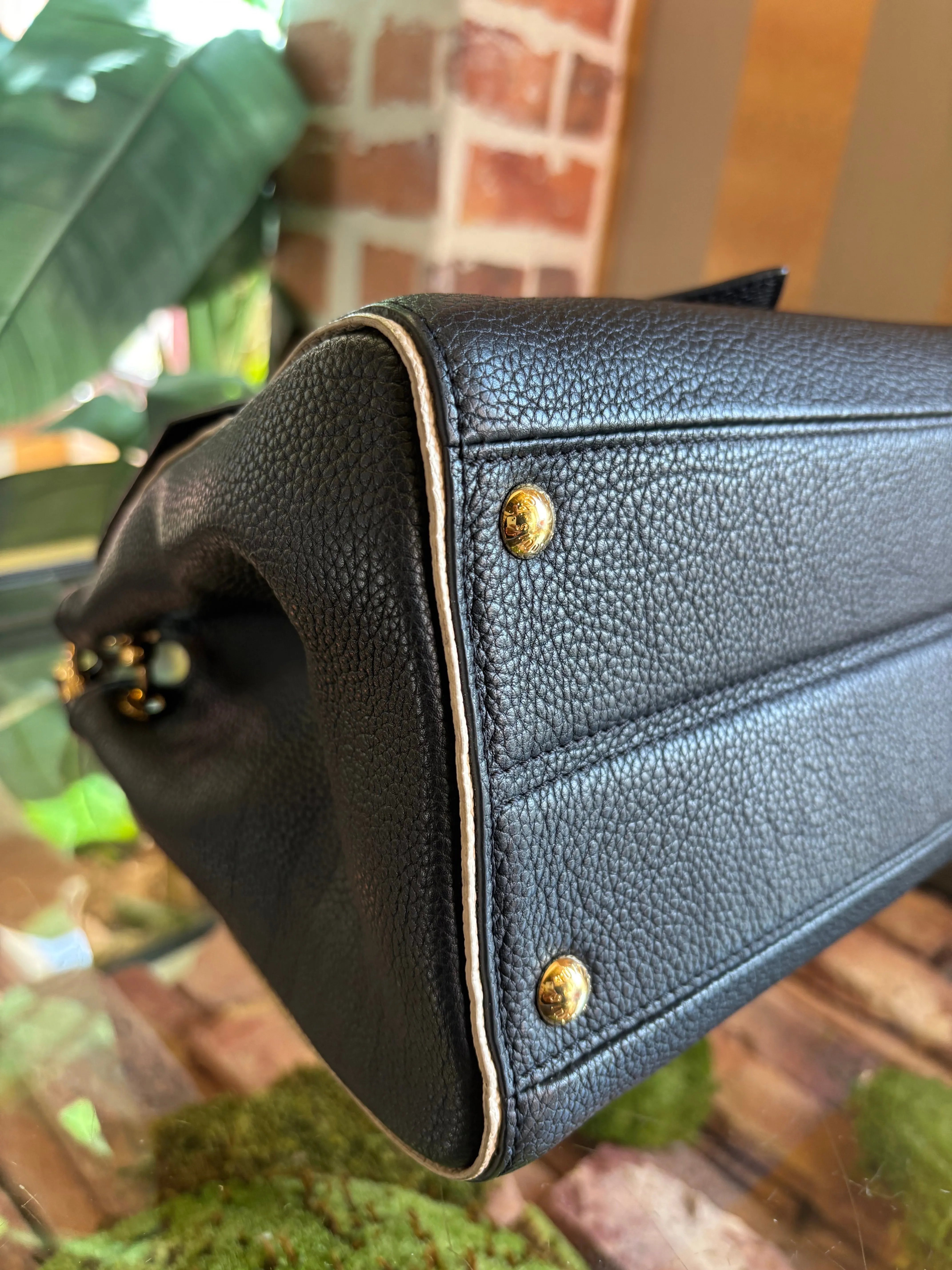 LOUIS VUITTON Monogram Double V Shoulder Bag