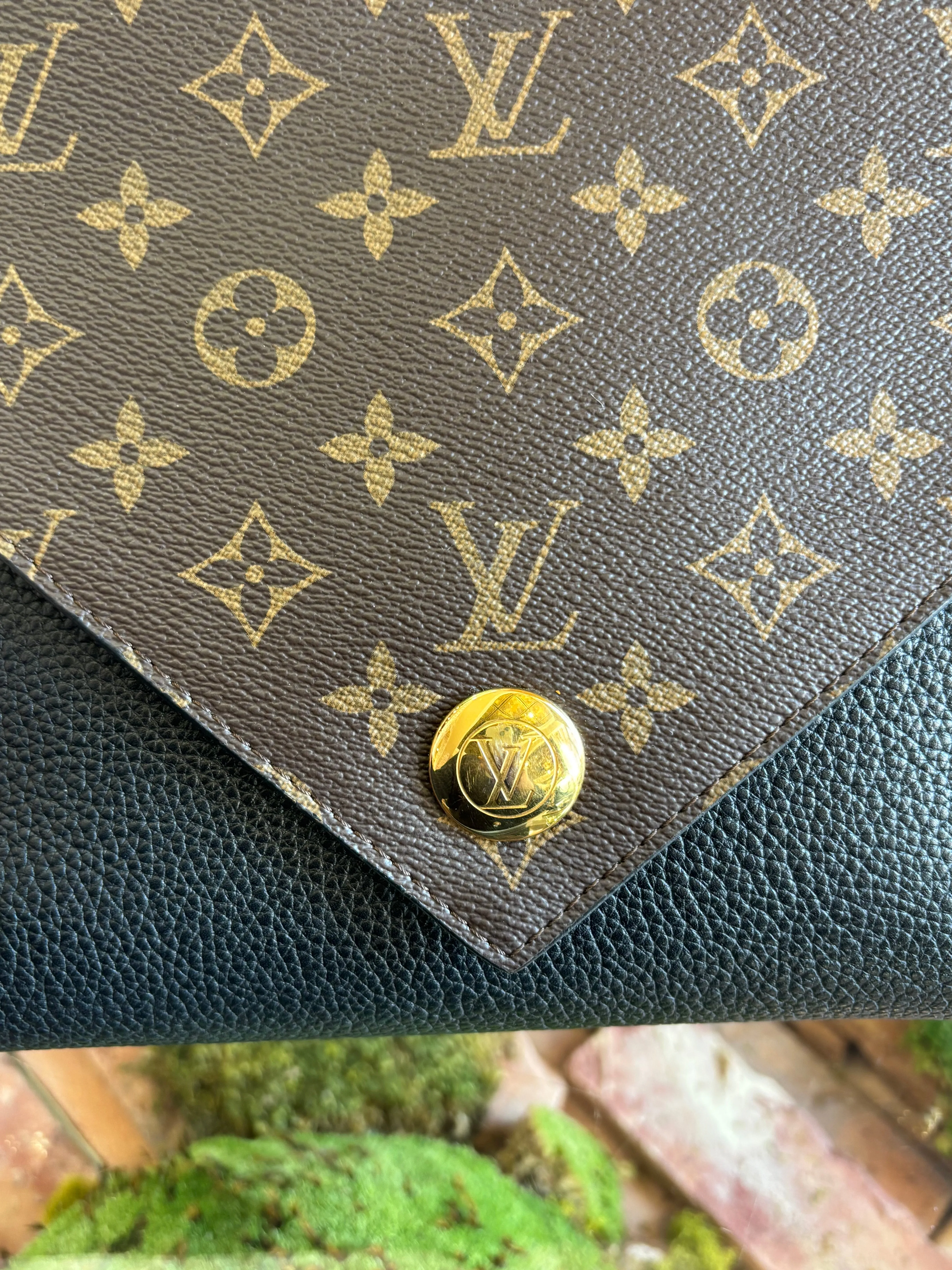 LOUIS VUITTON Monogram Double V Shoulder Bag