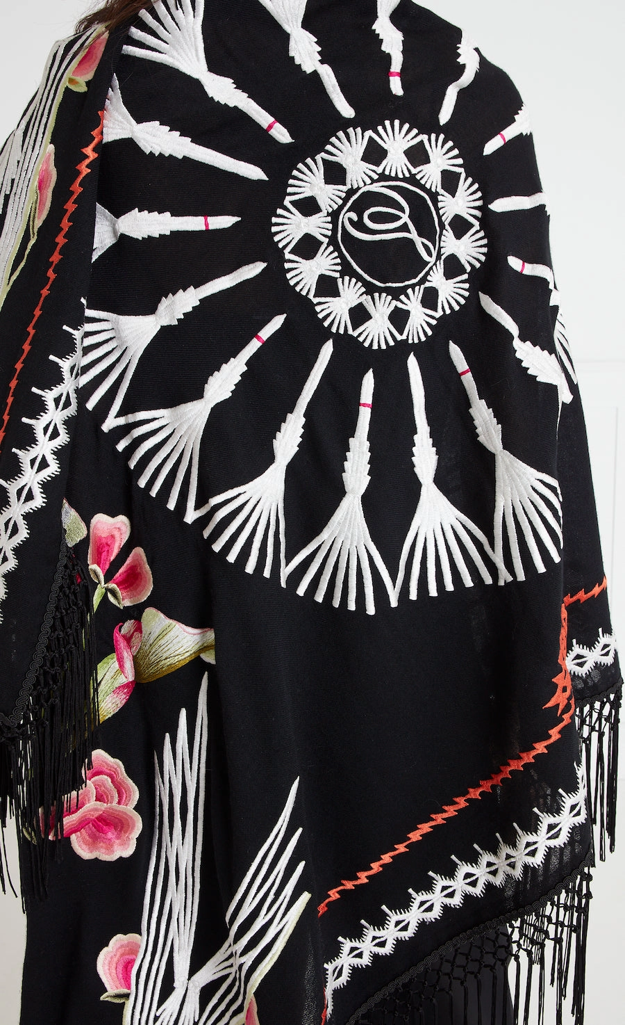Romina Shawl - Black