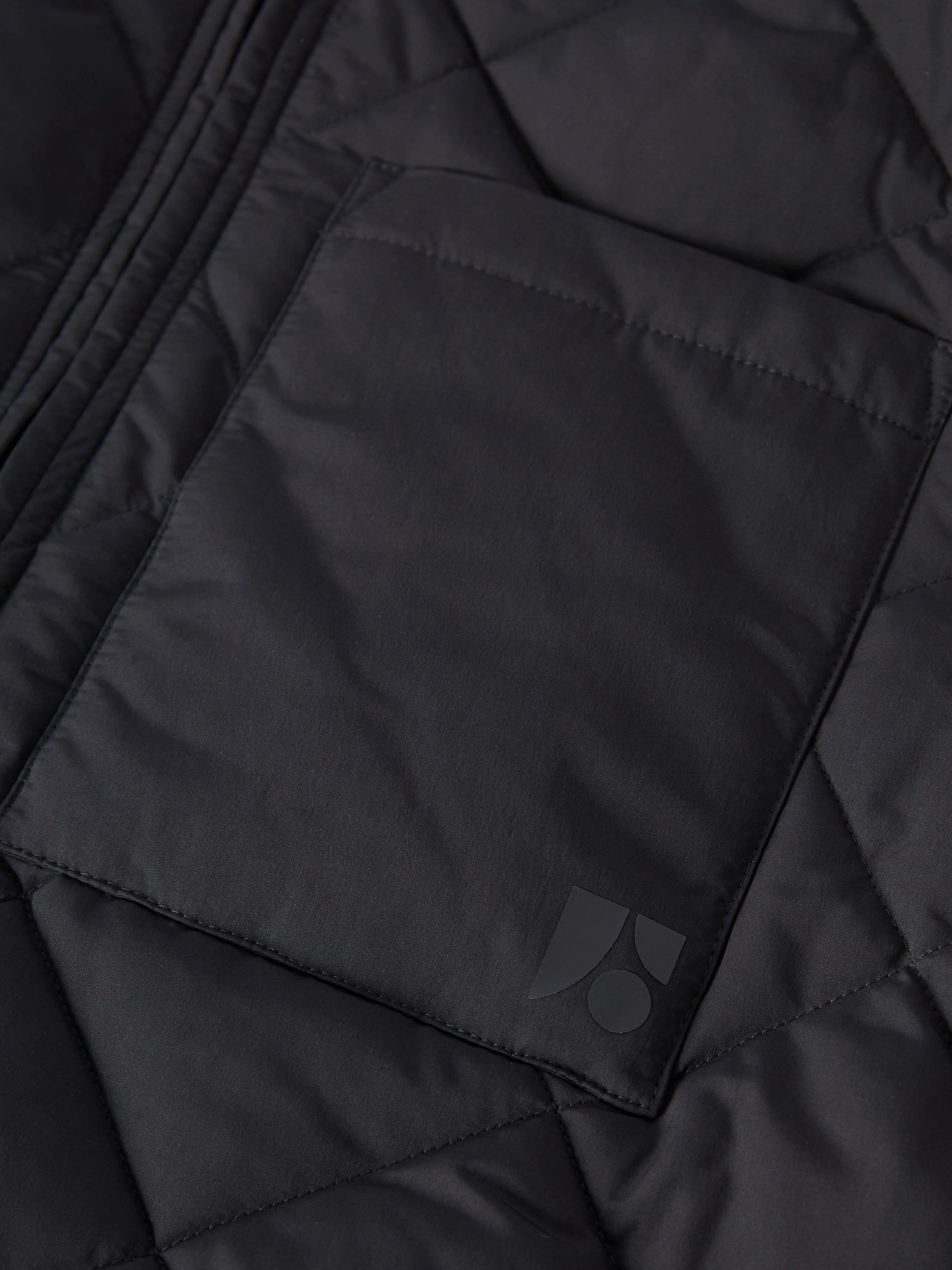 The Skyline Reversible Bomber in Black
