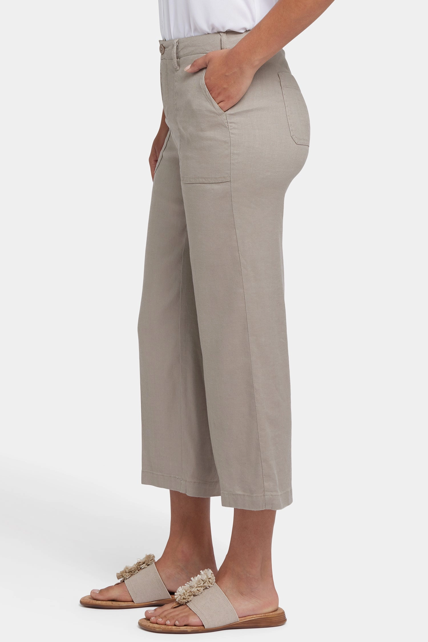 Wide Leg Cargo Capri Pants - Saddlewood