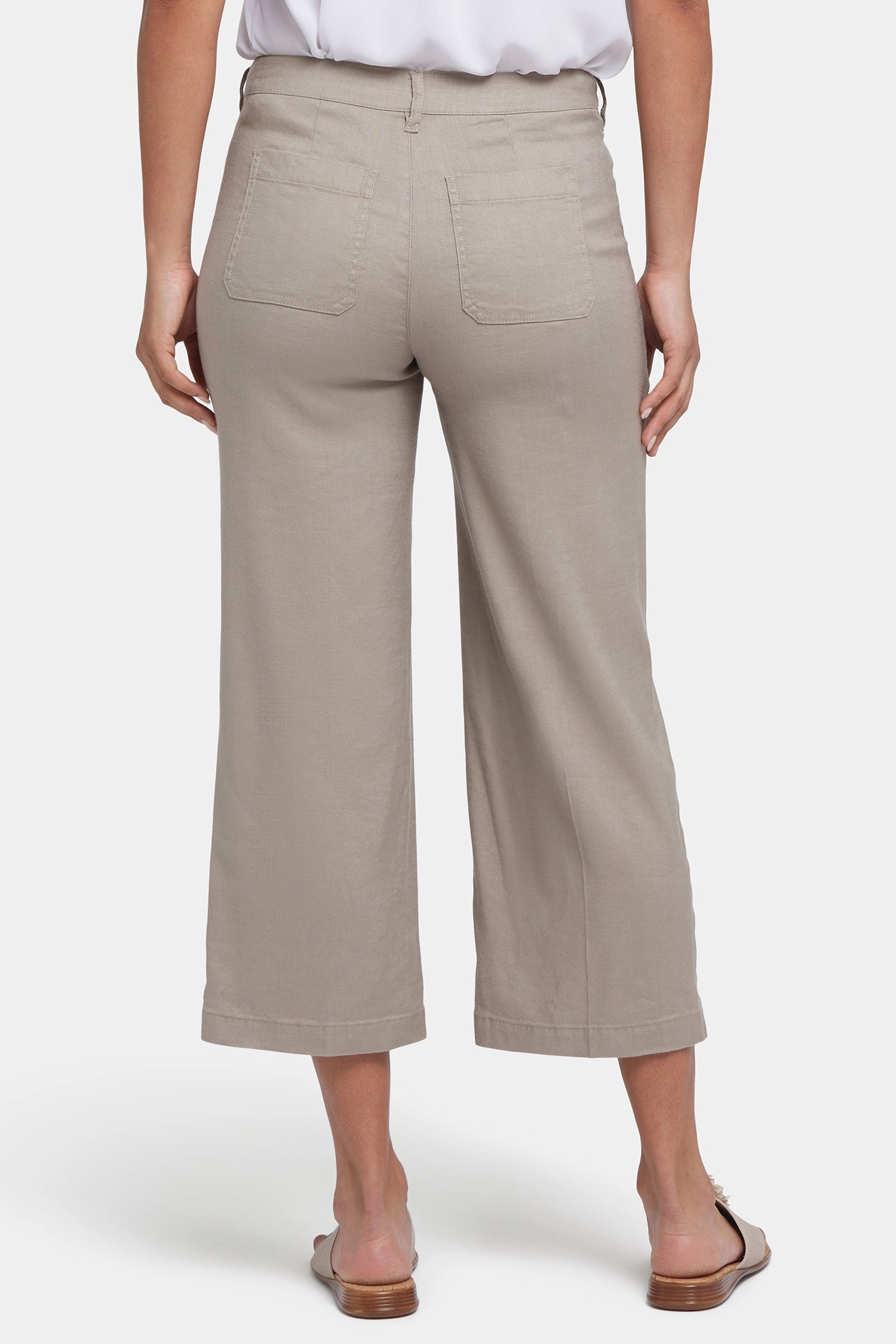 Wide Leg Cargo Capri Pants - Saddlewood